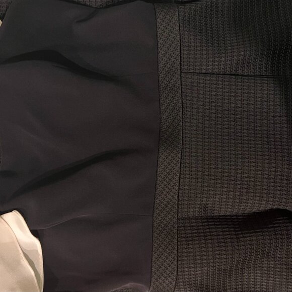 NWT: JAY GOODFREY BLACK & WHITE RUFFLE DRESS, SZ: 4 - Picture 15 of 15